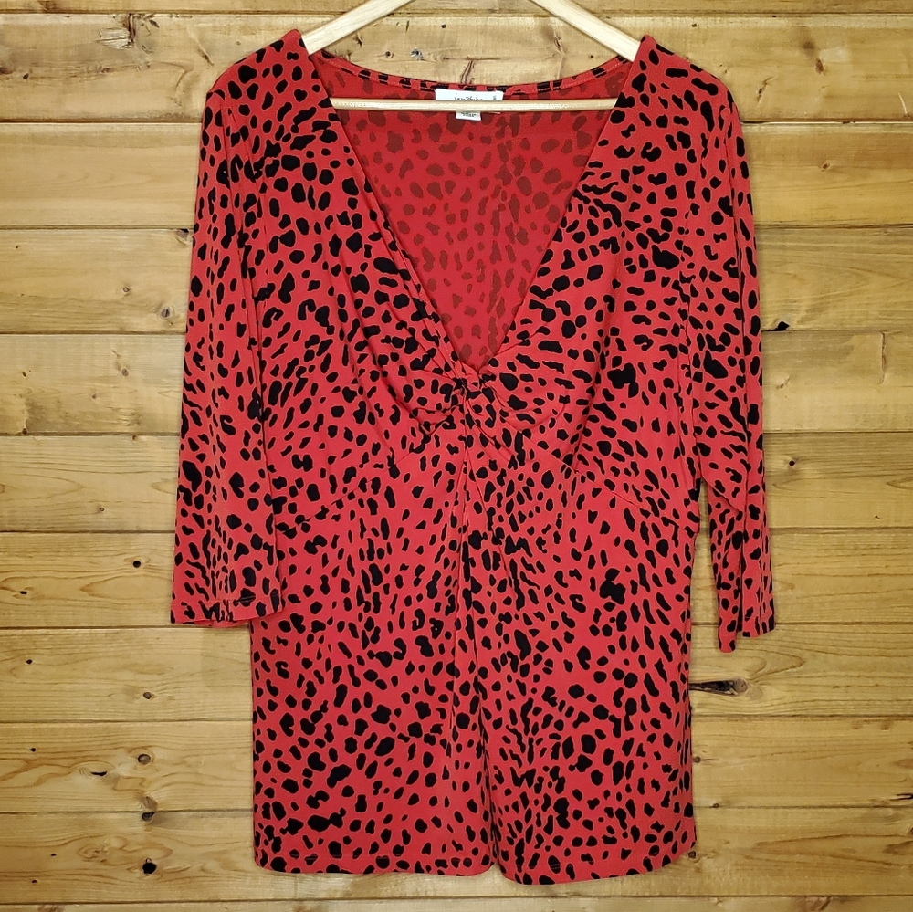 ❤️ Josephine studio V-neck red & black 3/4 sleeve leopard stretch V-neck Size 1X